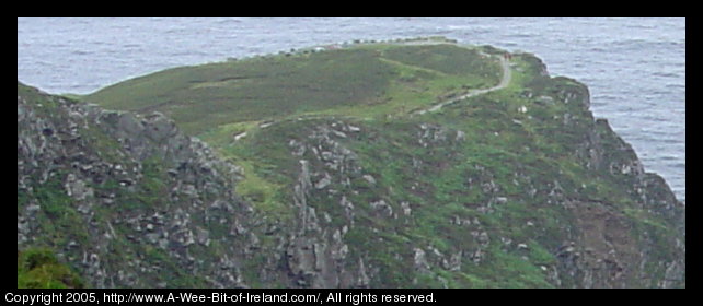 Near the Slieve League sea cliffs, looking down toward the car park.